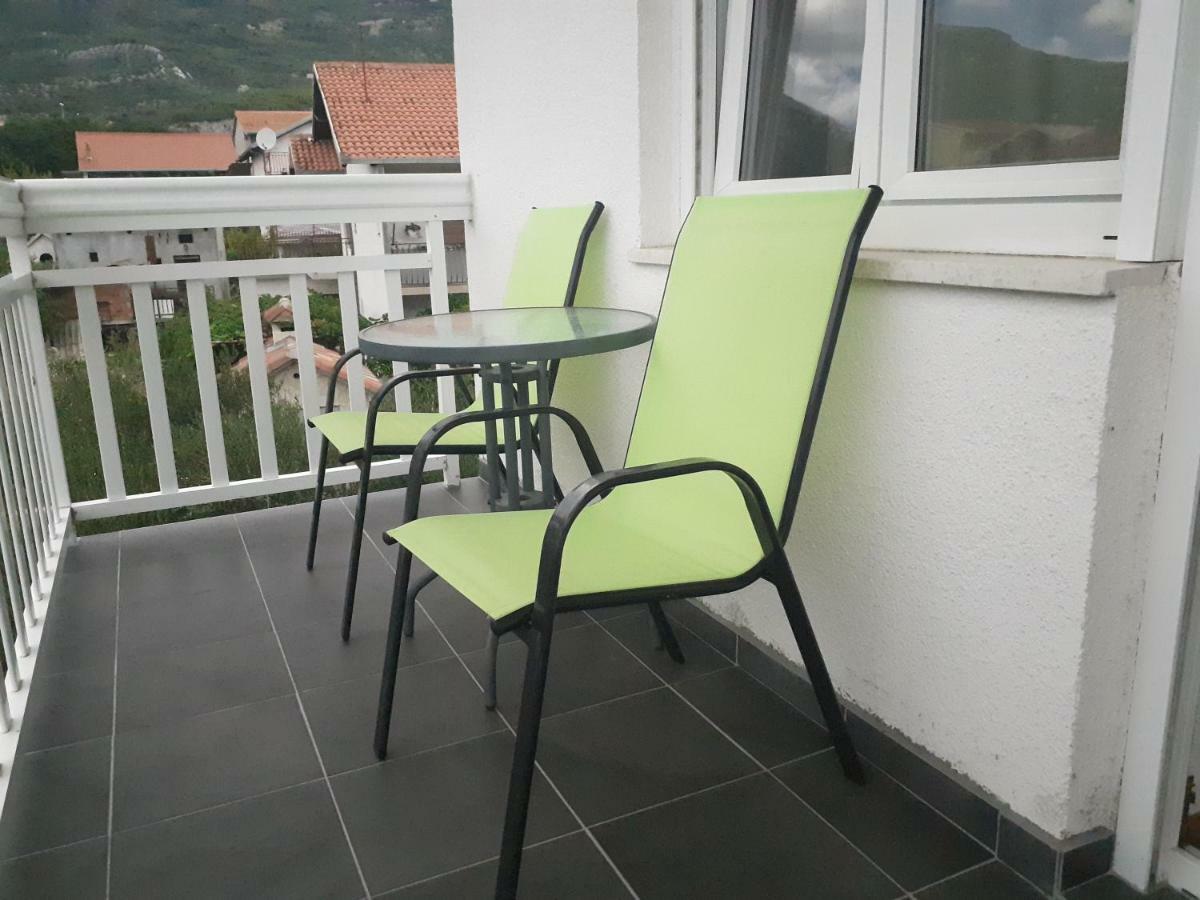 Apartman Teklic Kaštela Zimmer foto